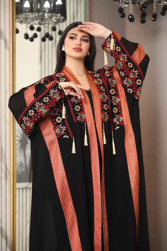 Women Bisht Saya Abaya Tatreez Palestinian Traditional Embroidery